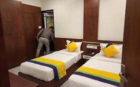 Hotel Fathima Palace